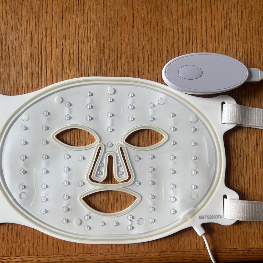 Omnilux Red Light Face Mask